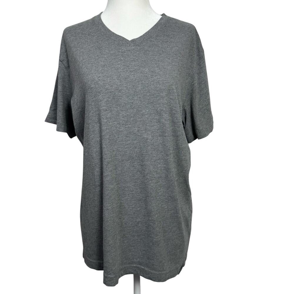 Eddie Bauer Legend Wash Gray V Neck T Shirt Men’s Medium